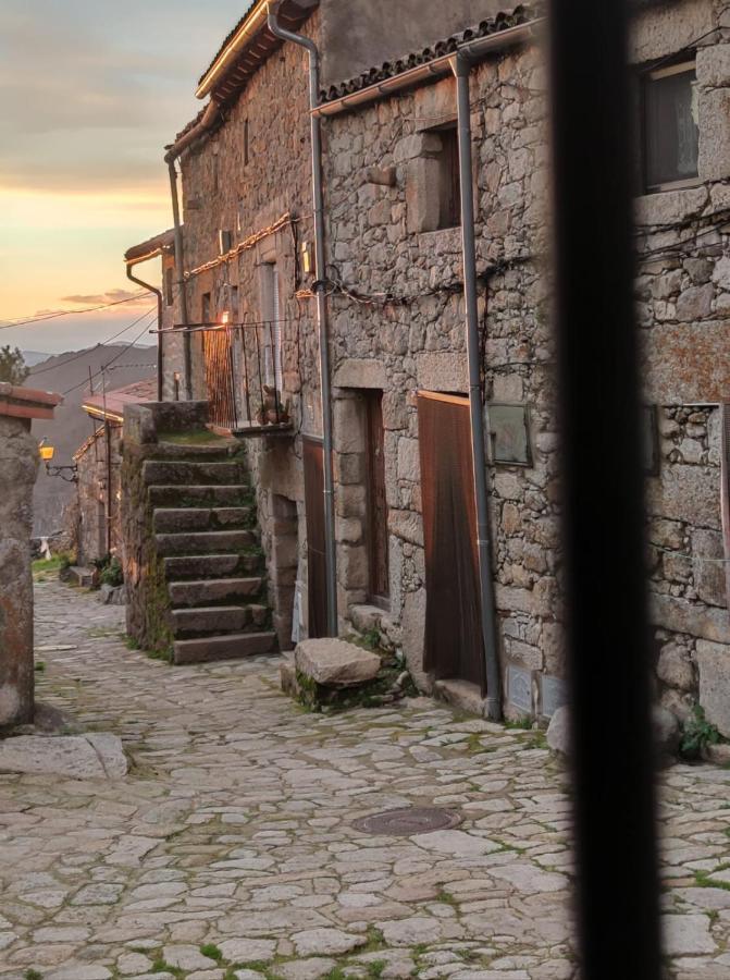 Hostal La Lagareta de Olivia Trevejo Exterior foto